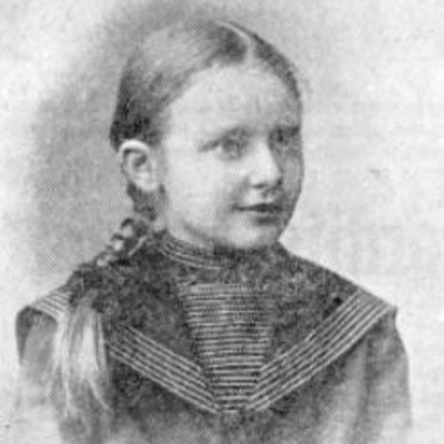 Portret Ane v otroških letih.