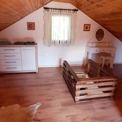 The accommodation offers enough space for up to 6 guests.