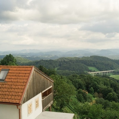 A view of the accommodation and its surroundings.