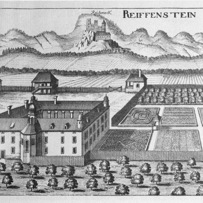 Dvorec Blagovna upodobljen v Vischerjevi topografiji za Štajersko leta 1681 je čez 30 let pogorel.