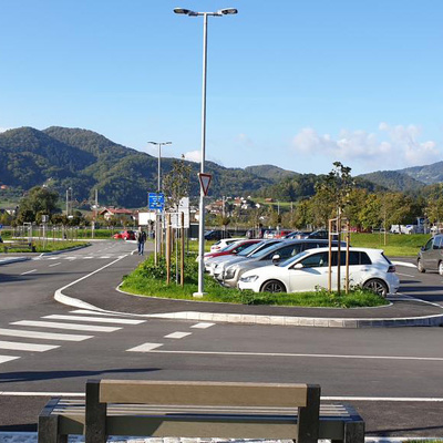 Parkirišče P&R Šentjur - parkiraj in presedi na javni prevoz - avtobus, vlak ali kolo.