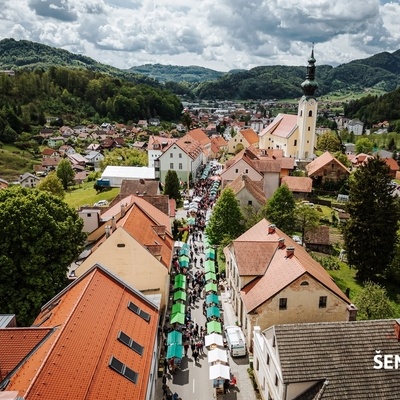 Zgornji trg v Šentjurju je pravico organizirati letni sejem dobil pred 560 leti.
