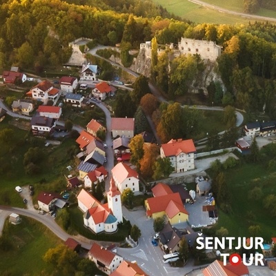 Stage 9 begins at the idyllic market square Planina pri Sevnici.