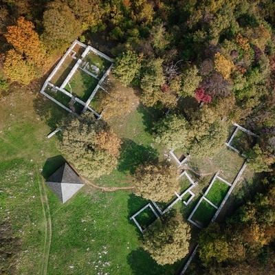 At the top of Rifnik Hill, you can take a walk through the archaeological park.