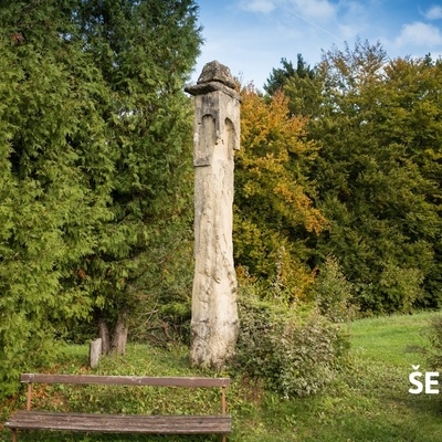 If you set out for Rifnik from Šentjur, you will pass a plague monument.
