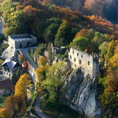 Kolesarska tura Po sončnih kozjanskih gričih nas zapelje na rajsko Planino pri Sevnici.