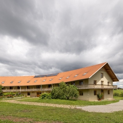 Posestvo Natura Planinca je v večjem delu samooskrbno pri pridelavi hrane.
