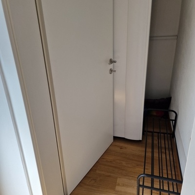 Nastanitev ima na voljo garderobne prostore za shranjevanje prtljage.
