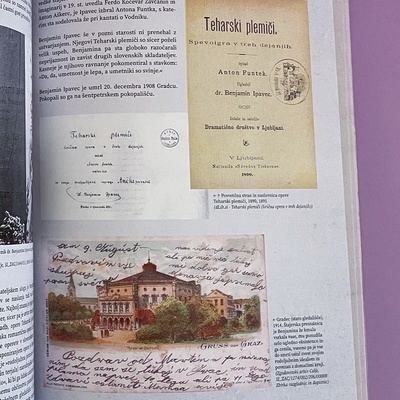 Monografija je berljiva in barvita.